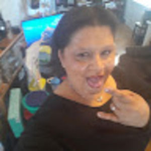 Meet your Posher, Connie